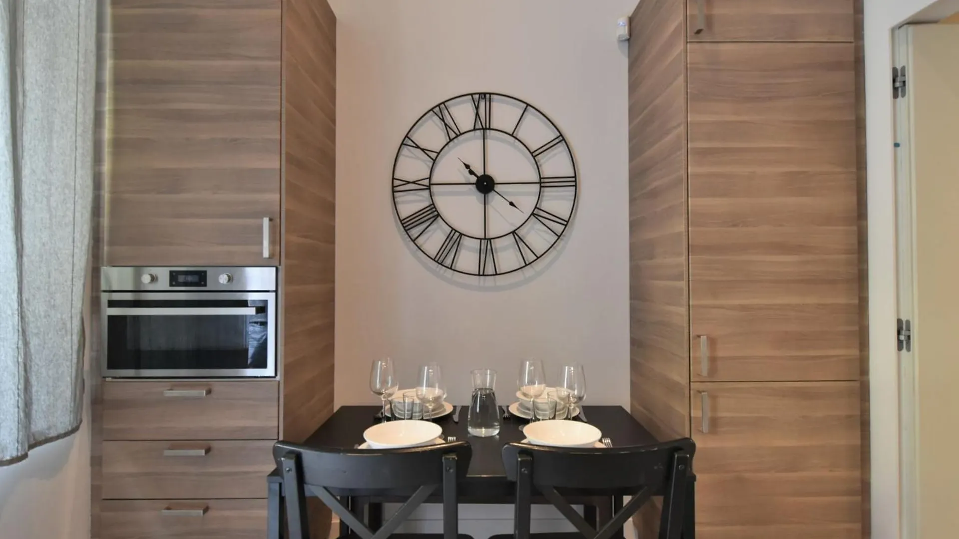 Apartment Gluck Central Station Lofts-1 By Interhome Milan 0*,