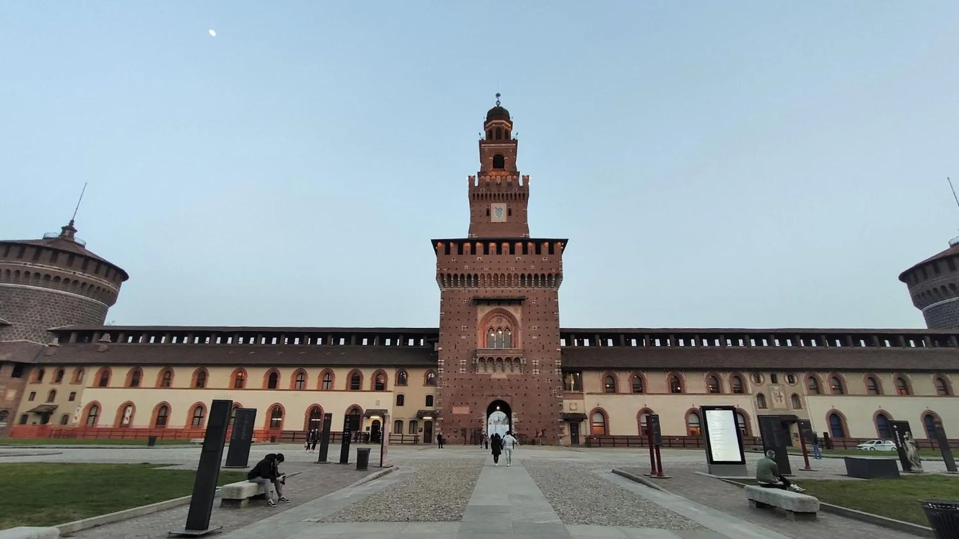Apartment Gluck Central Station Lofts-1 By Interhome Milan