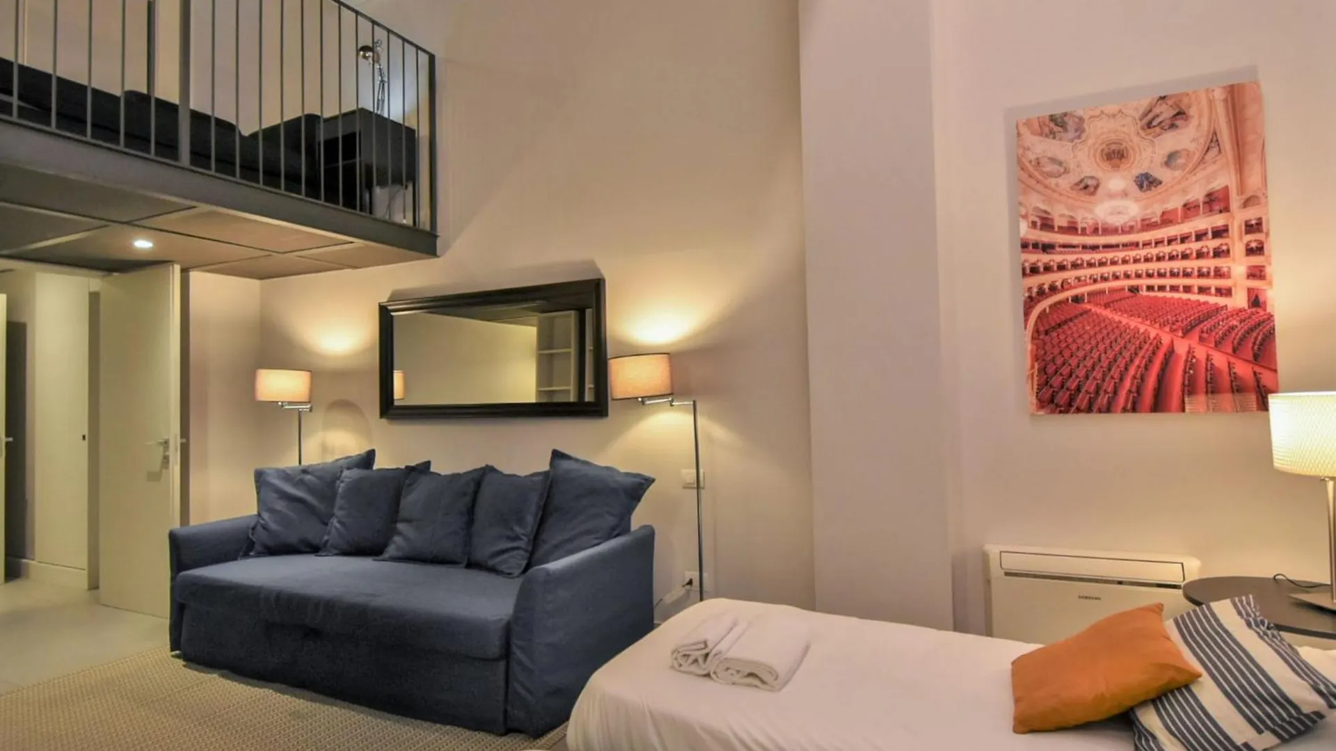 Apartment Gluck Central Station Lofts-1 By Interhome Milan