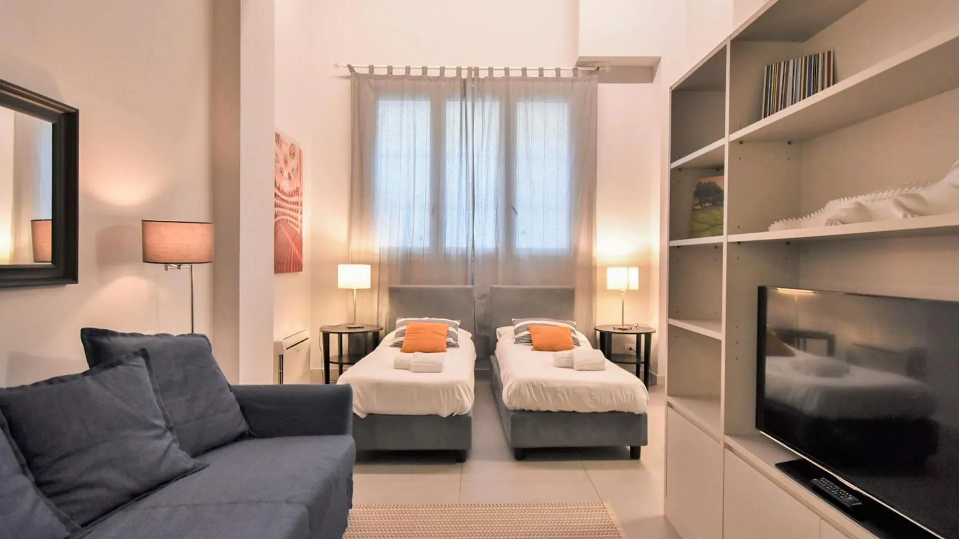 Apartment Gluck Central Station Lofts-1 By Interhome Milan