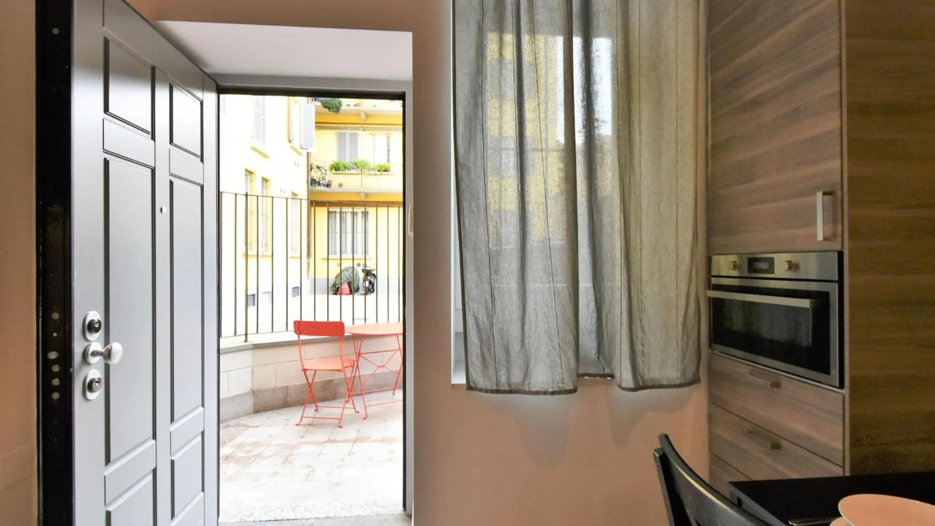 Apartment Gluck Central Station Lofts-1 By Interhome Milan Italy