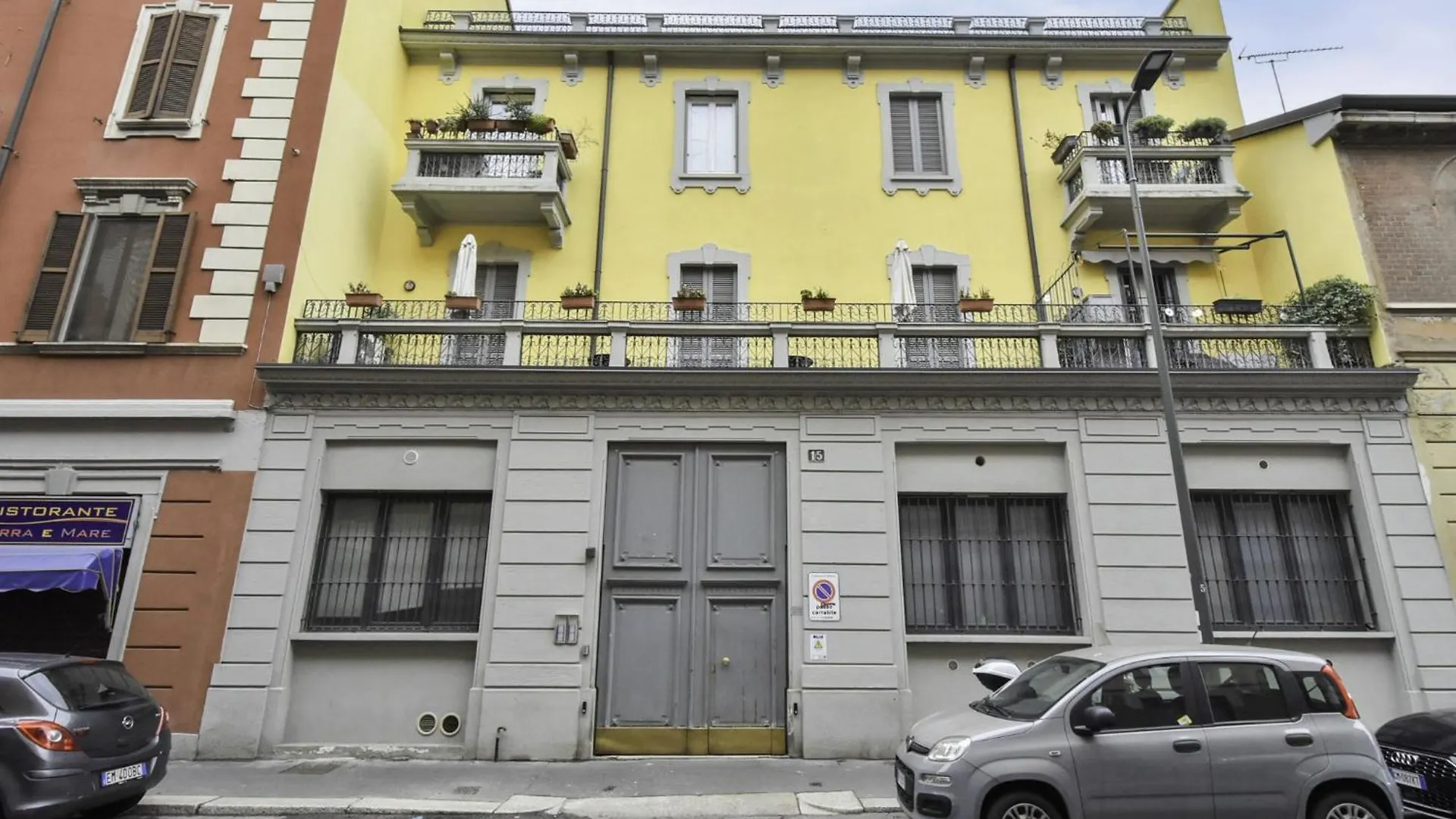 Apartment Gluck Central Station Lofts-1 By Interhome Milan