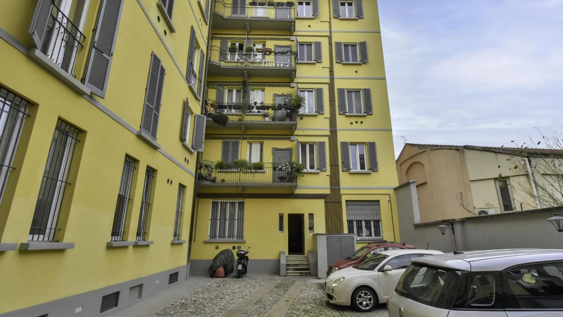 Apartment Gluck Central Station Lofts-1 By Interhome Milan