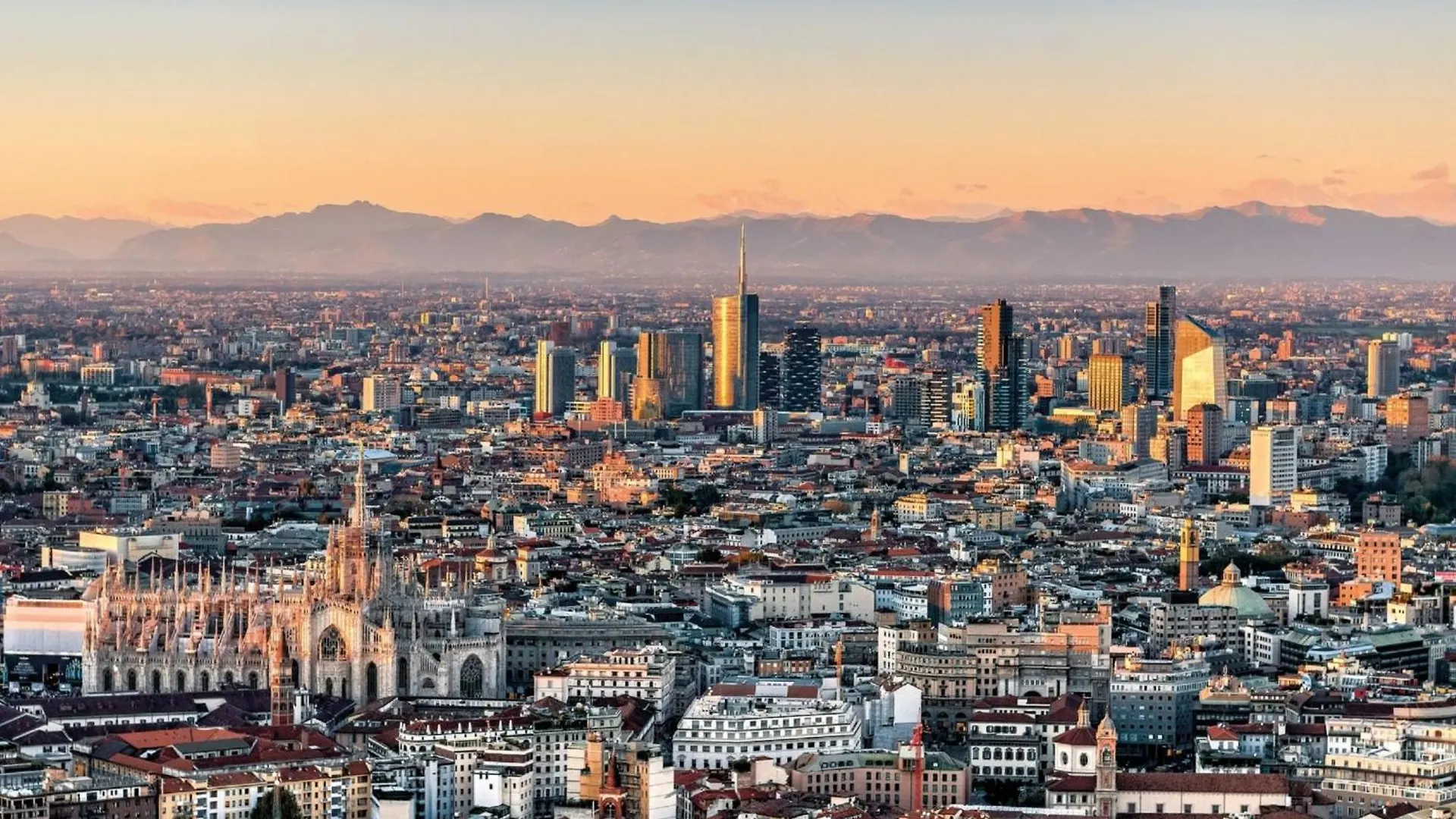 Apartment Gluck Central Station Lofts-1 By Interhome Milan