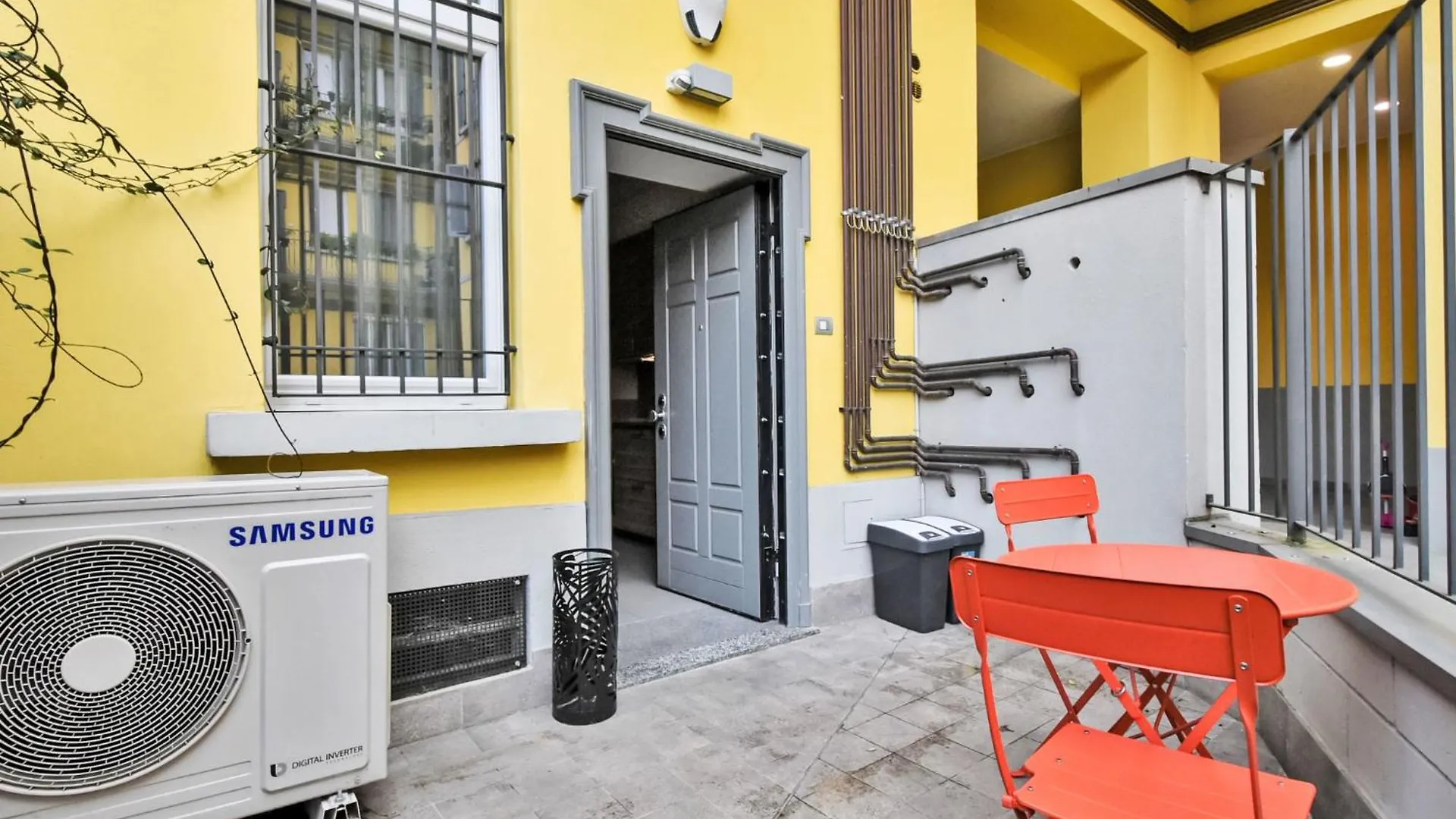 Apartment Gluck Central Station Lofts-1 By Interhome Milan